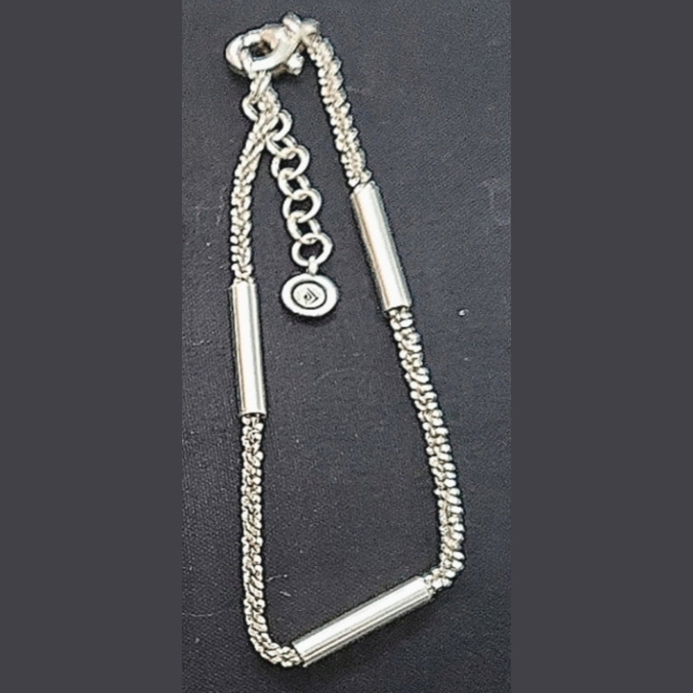 RARE Silpada 925 Sterling Silver Water's Edge Bracelet B3209